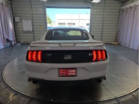 Used 2018 Ford Mustang Coupe w/ Ecoboost Performance Package image 9