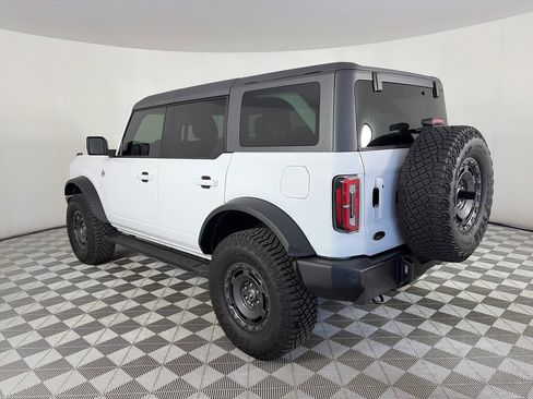 Used 2024 Ford Bronco Outer Banks AWD/4WD image 5