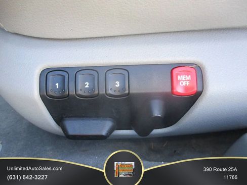 Used 2004 Volkswagen Passat GLX AWD/4WD image 6
