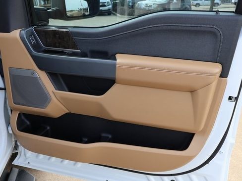 Certified 2023 Ford F250 Lariat w/ FX4 Off-Road Package image 19