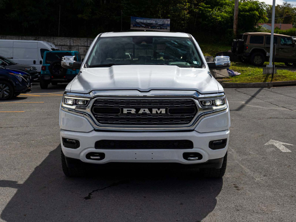 Used 2024 RAM 1500 Limited AWD/4WD image 2