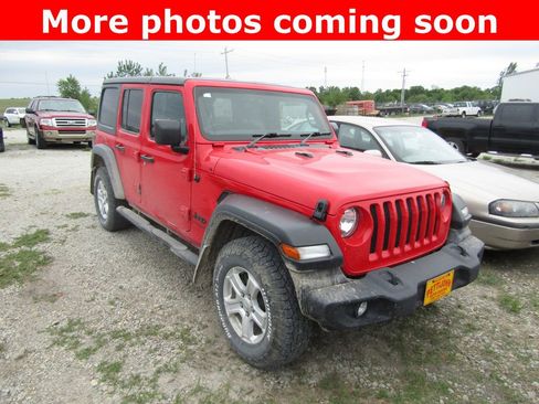 Used 2022 Jeep Wrangler Unlimited Sport AWD/4WD image 7