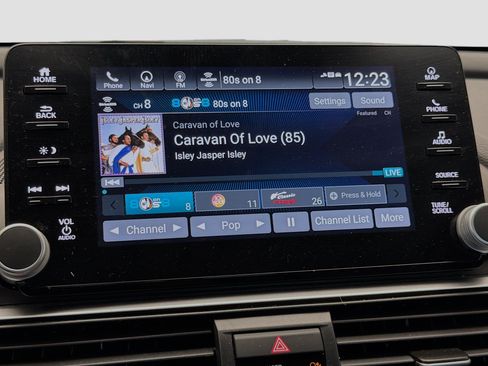 Used 2022 Honda Accord Touring image 9