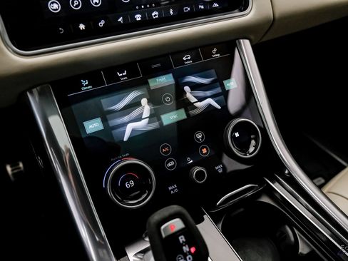 Used 2021 Land Rover Range Rover Sport HST image 58