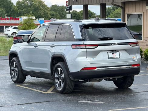 Used 2022 Jeep Grand Cherokee Limited 4xe AWD/4WD image 8