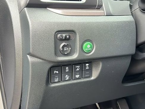 Used 2023 Honda Ridgeline RTL-E image 12