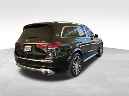 Used 2023 Mercedes-Benz Maybach GLS 600 4MATIC image 3