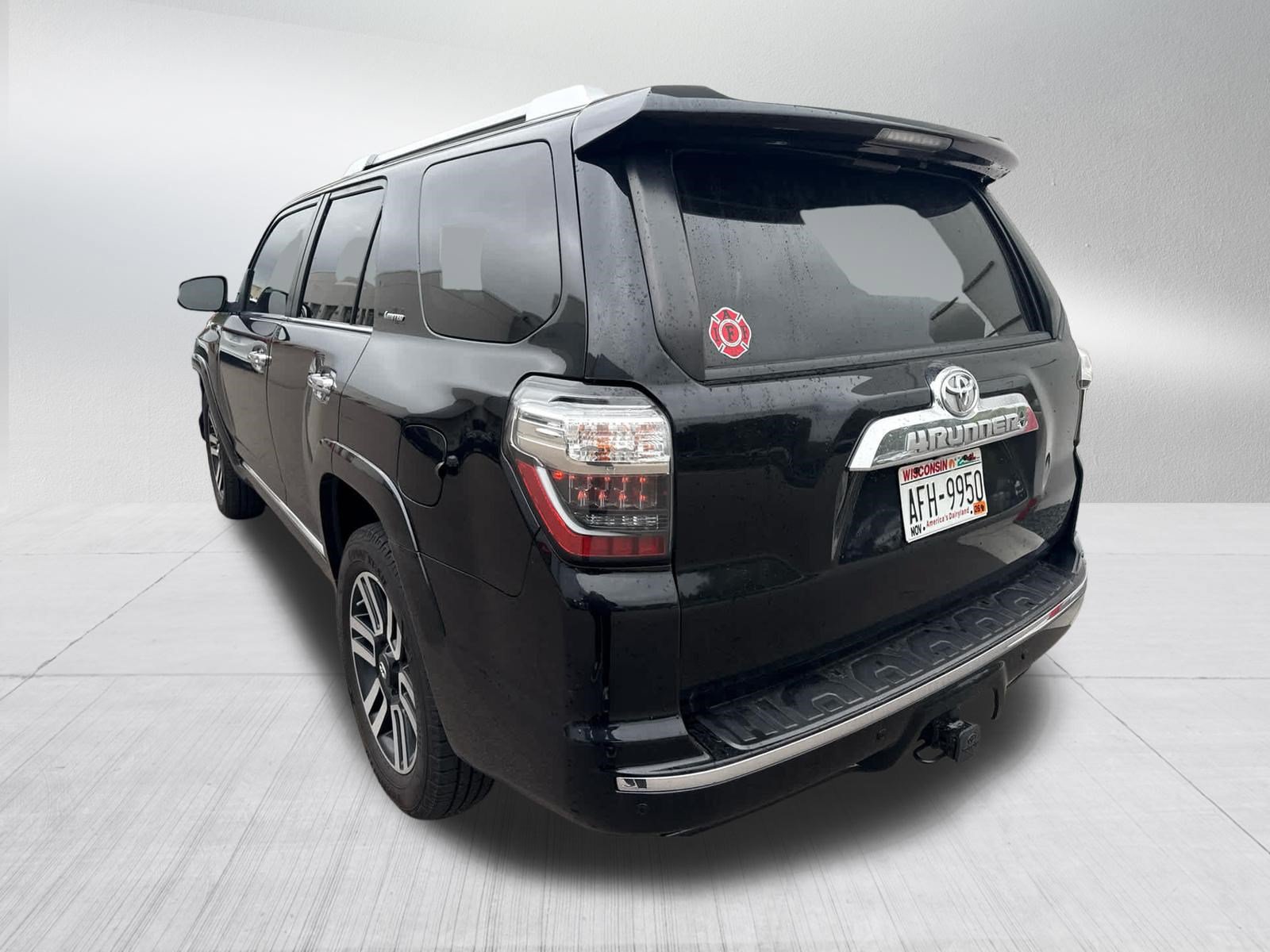 Used 2017 Toyota 4Runner Limited AWD/4WD image 3