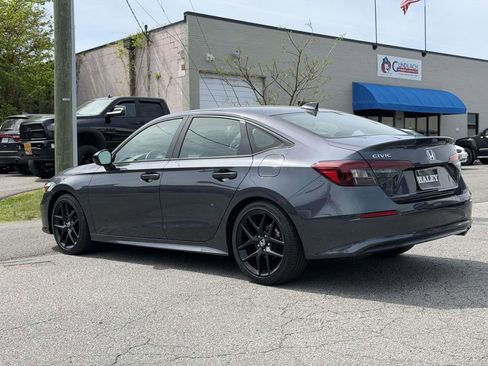 Used 2025 Honda Civic Sport image 22