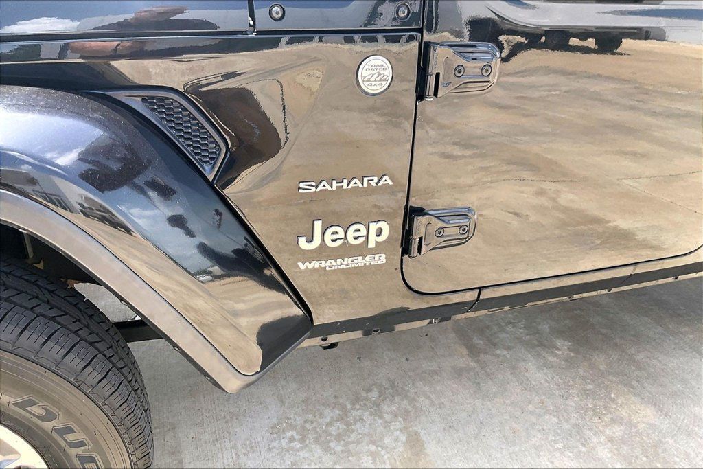 Used 2020 Jeep Wrangler Unlimited Sahara AWD/4WD image 14