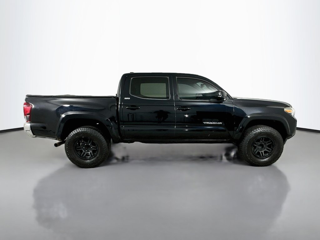 Used 2019 Toyota Tacoma SR5 RWD image 9