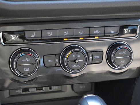 Used 2019 Volkswagen Tiguan SEL image 24