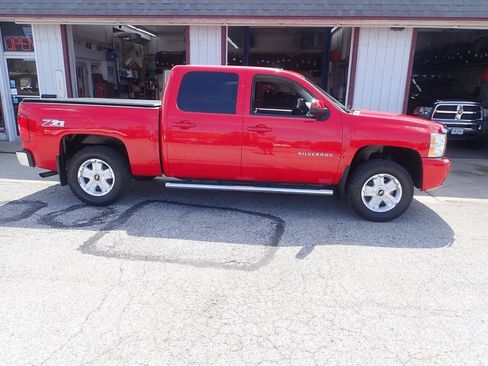 Used 2012 Chevrolet Silverado 1500 LTZ w/ LTZ Plus Package AWD/4WD image 21
