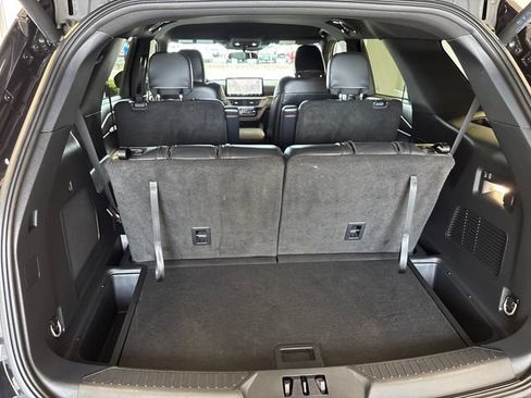Used 2025 Ford Explorer ST-Line AWD/4WD image 18