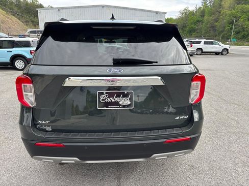 Used 2023 Ford Explorer XLT w/ Equipment Group 202A image 3