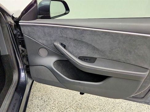 Used 2024 Tesla Model 3 Long Range AWD/4WD image 28