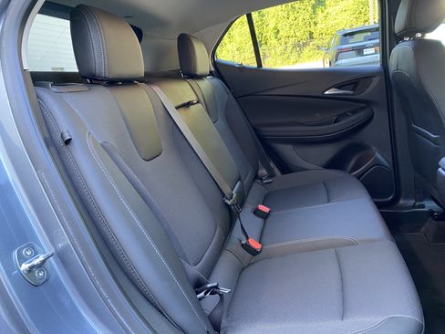 Used 2022 Buick Encore GX Select FWD image 34