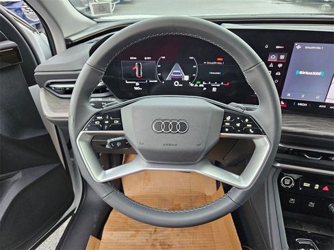 New 2025 Audi Q5 Premium image 10