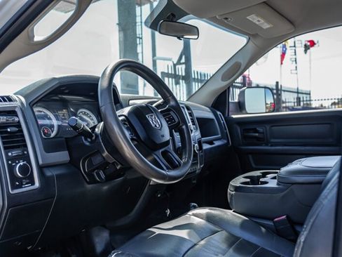 Used 2015 RAM 3500 Tradesman w/ Popular Equipment Group image 3