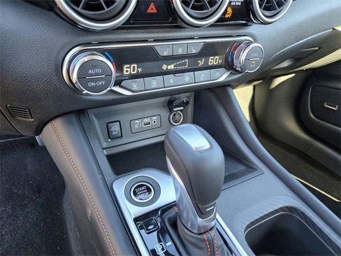 Used 2025 Nissan Sentra SR w/ SR Premium Package image 14