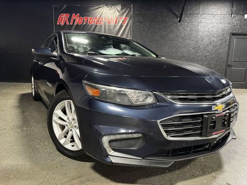 Used 2016 Chevrolet Malibu LT w/ Leather Package FWD image 7