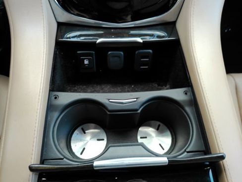 Used 2019 Cadillac Escalade Platinum image 51