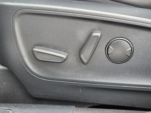 Used 2024 Ford Escape ST-Line FWD image 25