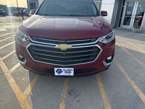 Used 2018 Chevrolet Traverse Premier image 9