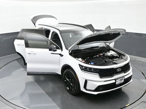 Used 2021 Kia Sorento SX image 49