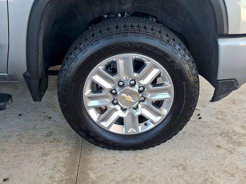Certified 2025 Chevrolet Silverado 2500 High Country w/ Technology Package AWD/4WD image 8