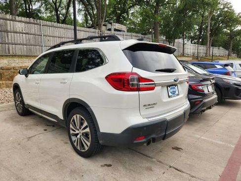 Used 2020 Subaru Ascent Limited w/ Technology Package AWD/4WD image 3