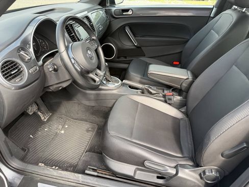 Used 2012 Volkswagen Beetle 2.5 FWD image 14