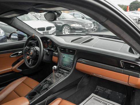 Used 2013 Porsche 911 Carrera 4 AWD/4WD image 10