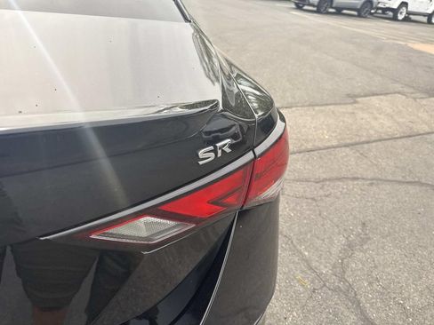 Used 2022 Nissan Sentra SR FWD image 6