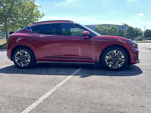 New 2026 Genesis GV60 AWD image 8