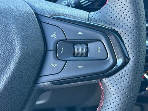 New 2026 Chevrolet Trax RS w/ Sunroof Package FWD image 27