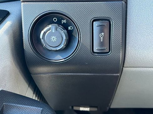 Used 2014 Ford F550 4x4 Crew Cab Super Duty w/ Power Equipment Group image 28