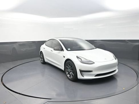 Used 2022 Tesla Model 3 Long Range AWD/4WD image 24