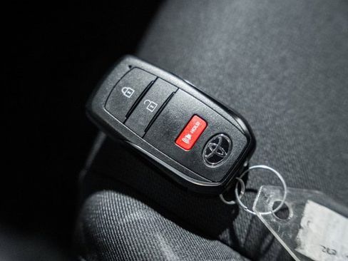 New 2026 Toyota Tacoma SR5 image 39