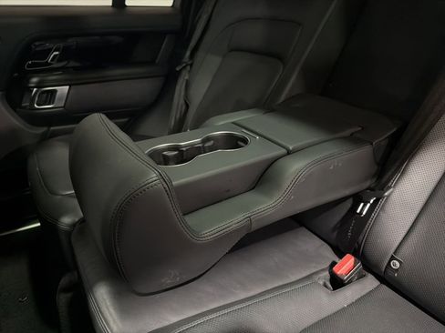 Used 2018 Land Rover Range Rover HSE image 33