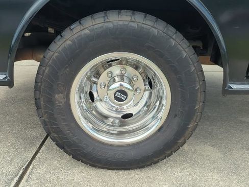 Used 2023 Ford F350 XL AWD/4WD image 9