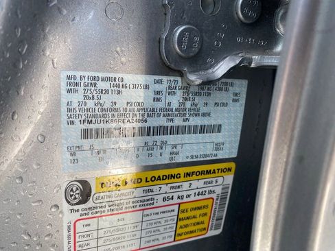 Certified 2024 Ford Expedition Limited image 16