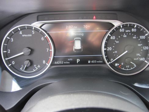 Used 2021 Nissan Rogue S image 11