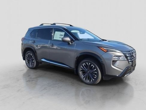 New 2026 Nissan Rogue Platinum w/ Platinum Premium Package image 6