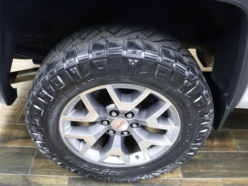 Used 2016 GMC Sierra 1500 SLE image 28