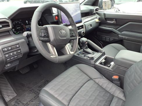 New 2026 Toyota Tacoma TRD Off-Road AWD/4WD image 9