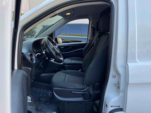 Used 2022 Mercedes-Benz Metris image 68