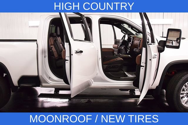 Used 2022 Chevrolet Silverado 3500 High Country w/ Safety Package II AWD/4WD image 38