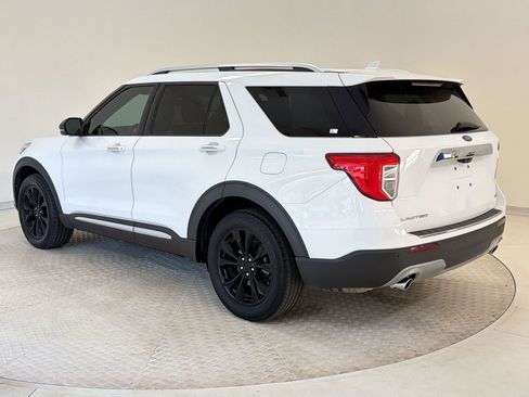 Used 2020 Ford Explorer Limited image 3