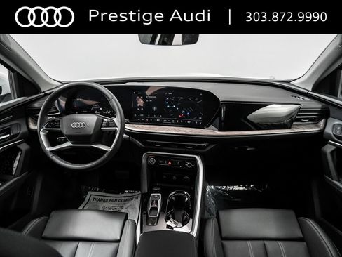 Used 2025 Audi Q5 Premium Plus w/ Premium Plus AWD/4WD image 19